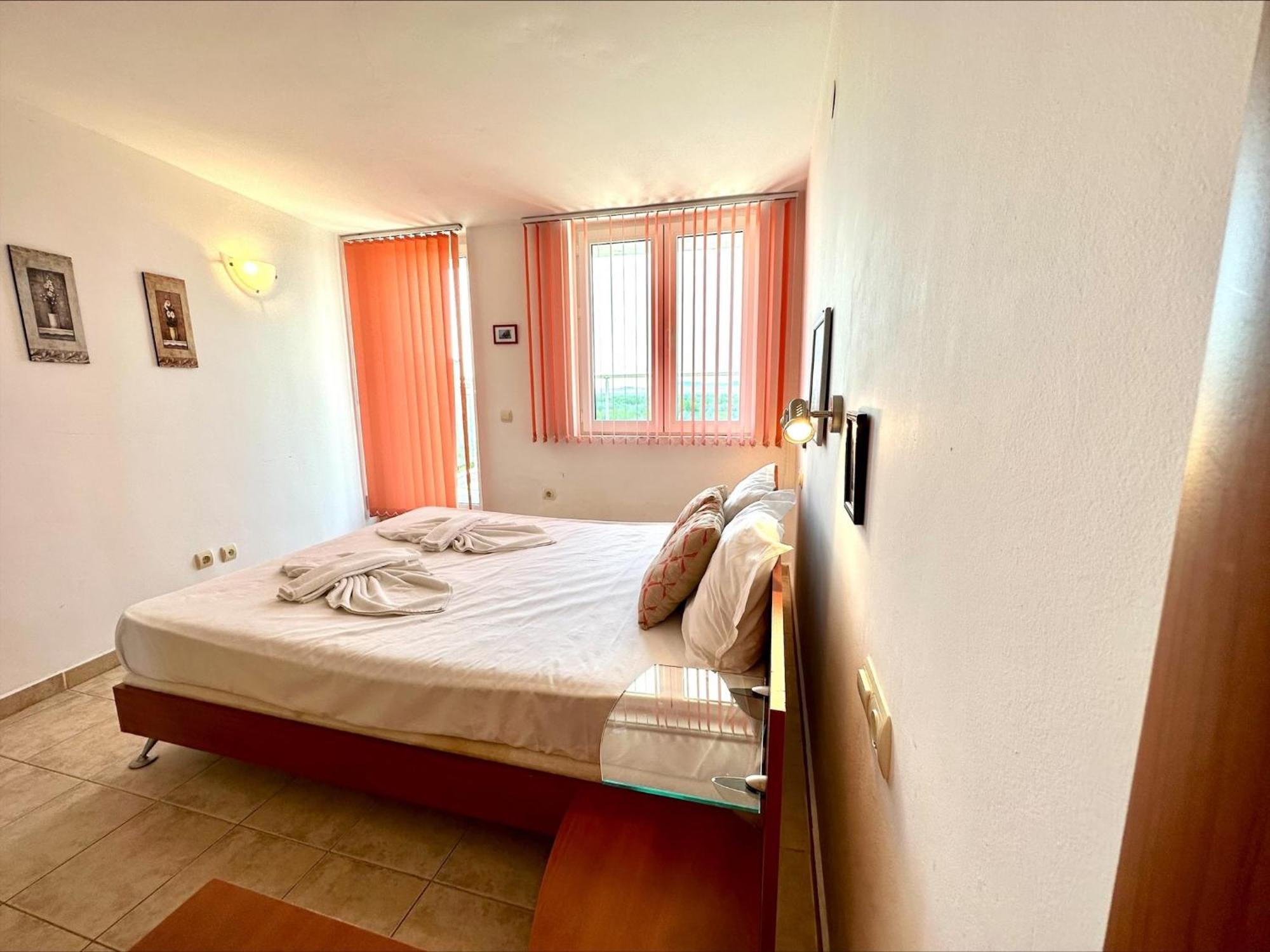 Julia Family - Menada Apartments Sluneční pobřeží Exteriér fotografie
