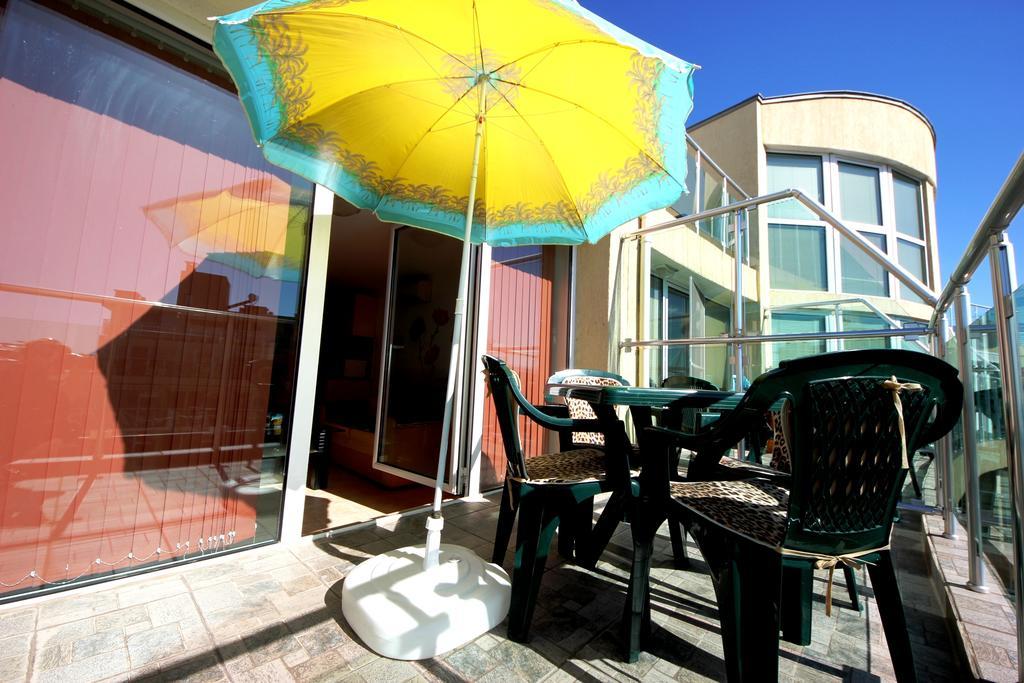Julia Family - Menada Apartments Sluneční pobřeží Pokoj fotografie